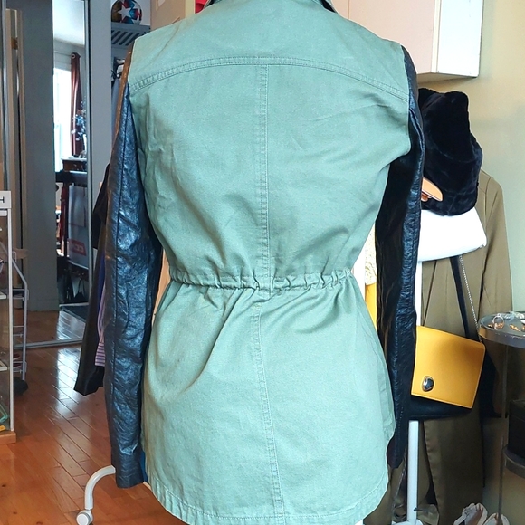Sirens Seductions green military light jacket size M - Picture 3 of 3